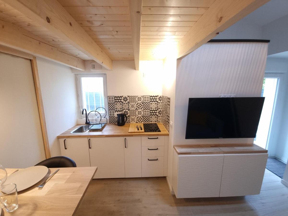 Le P'Tit Yonnais Lägenhet La Roche-sur-Yon Exteriör bild